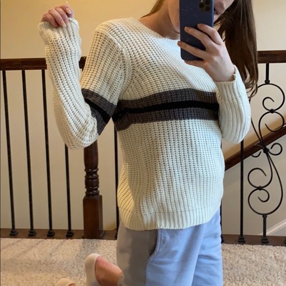 Cream and Gray Sweater - Picture 3 of 5